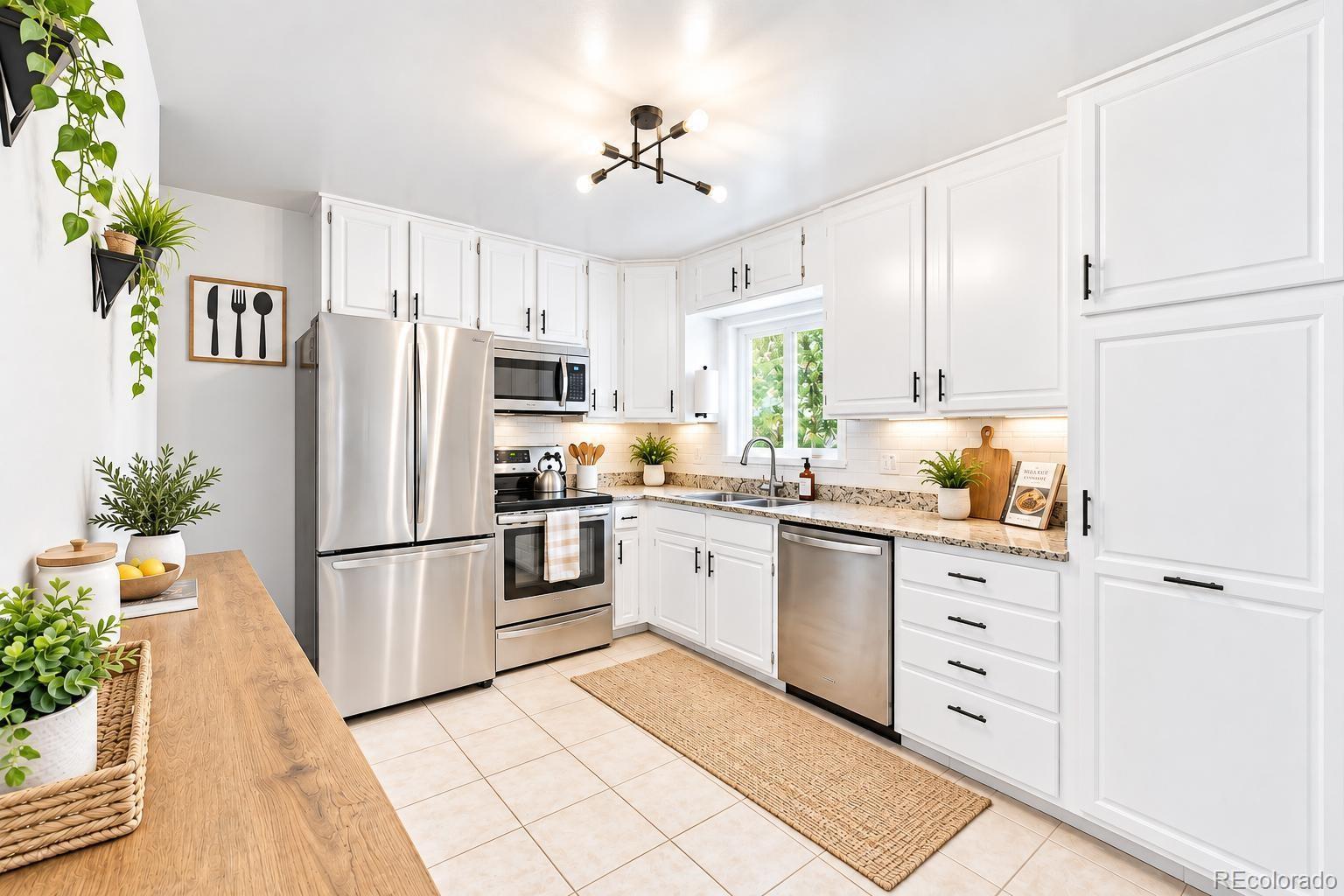 MLS Image #8 for 6374  iris court,arvada, Colorado