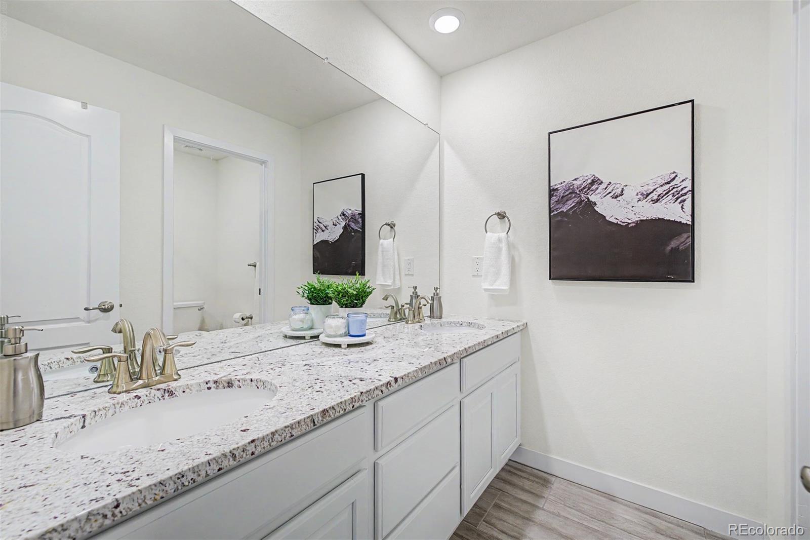 MLS Image #34 for 8826 s yakima court,aurora, Colorado
