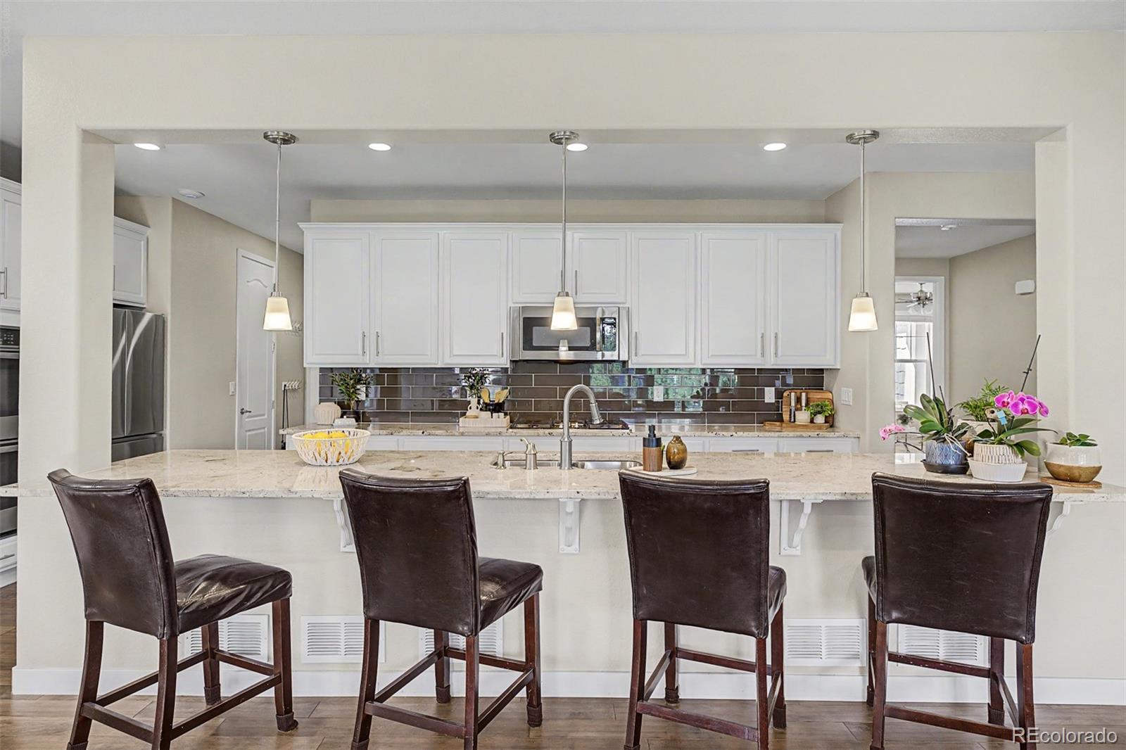 MLS Image #5 for 8826 s yakima court,aurora, Colorado