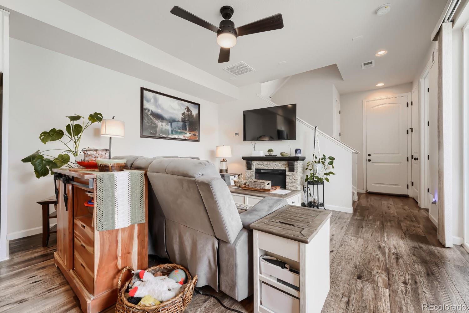 MLS Image #4 for 617 s richfield street,aurora, Colorado