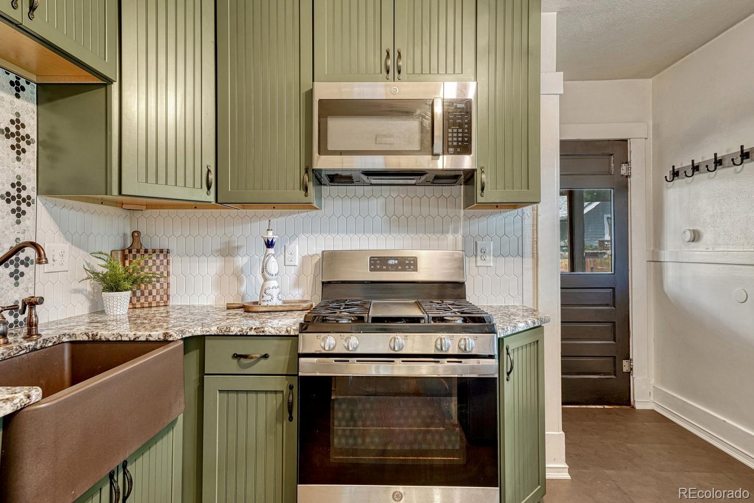 MLS Image #12 for 624 e del norte street,colorado springs, Colorado