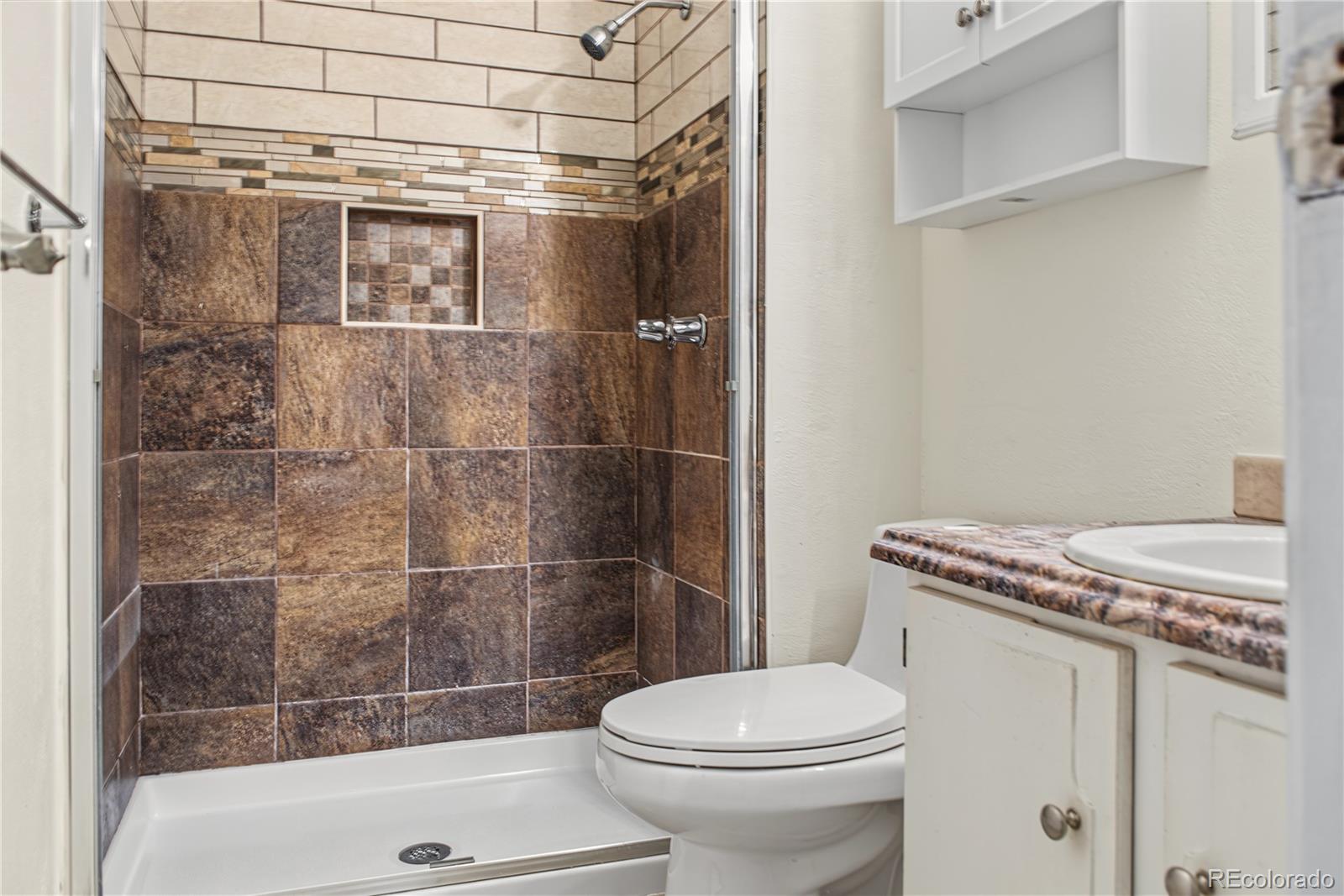MLS Image #13 for 6800 e tennessee avenue,denver, Colorado