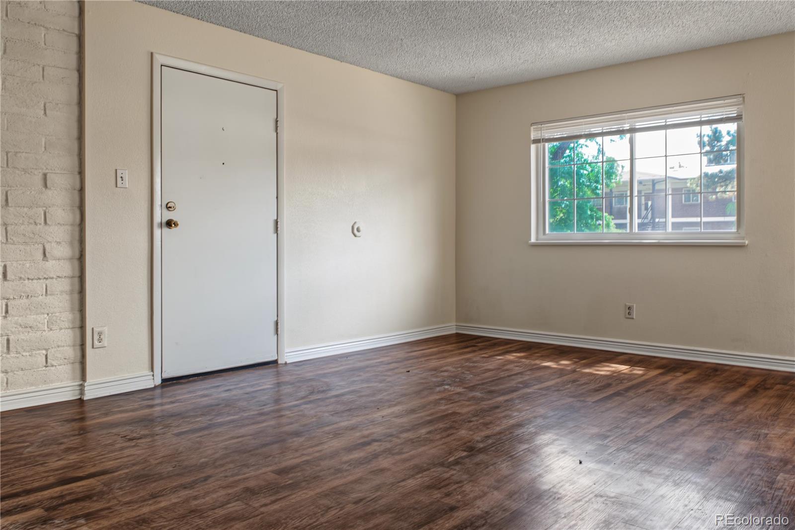 MLS Image #6 for 6800 e tennessee avenue,denver, Colorado