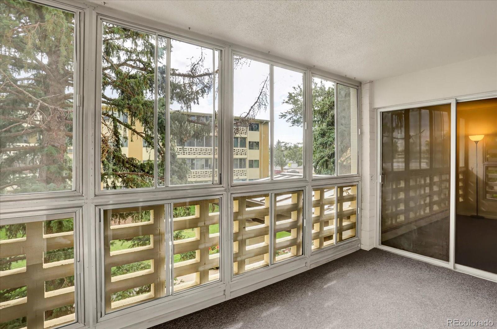 MLS Image #10 for 705 s alton way,denver, Colorado
