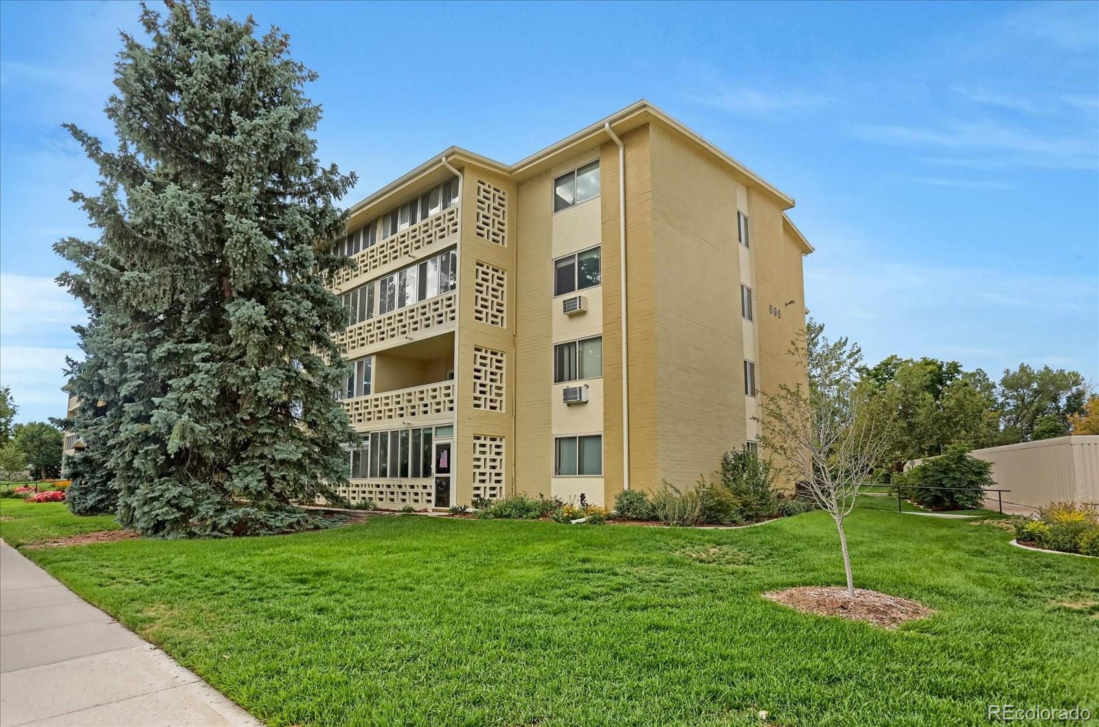 MLS Image #3 for 705 s alton way,denver, Colorado