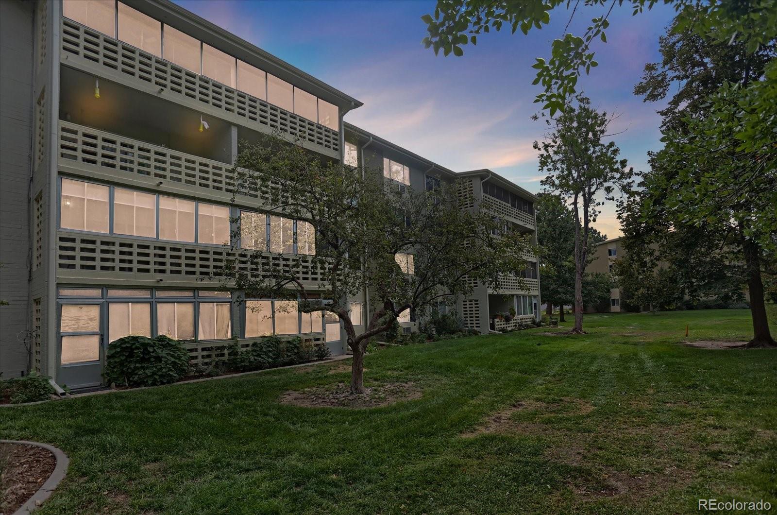 MLS Image #7 for 705 s alton way,denver, Colorado