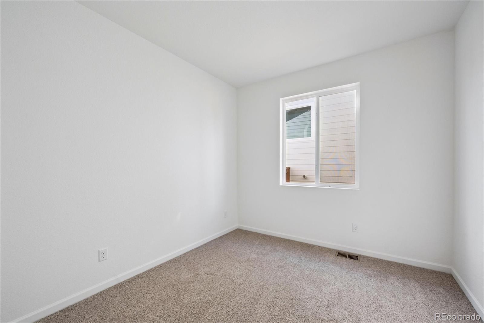 MLS Image #14 for 4675  sugar beet street,johnstown, Colorado