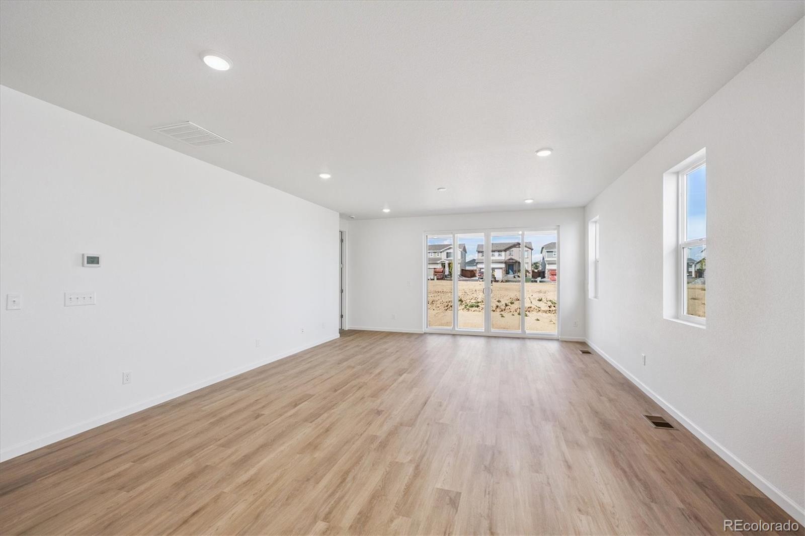 MLS Image #7 for 4675  sugar beet street,johnstown, Colorado