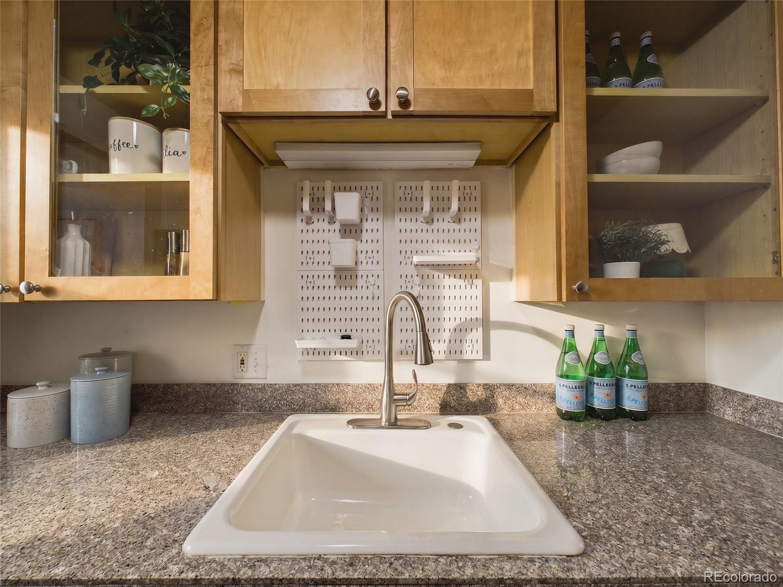 MLS Image #13 for 830 e 11th avenue,denver, Colorado