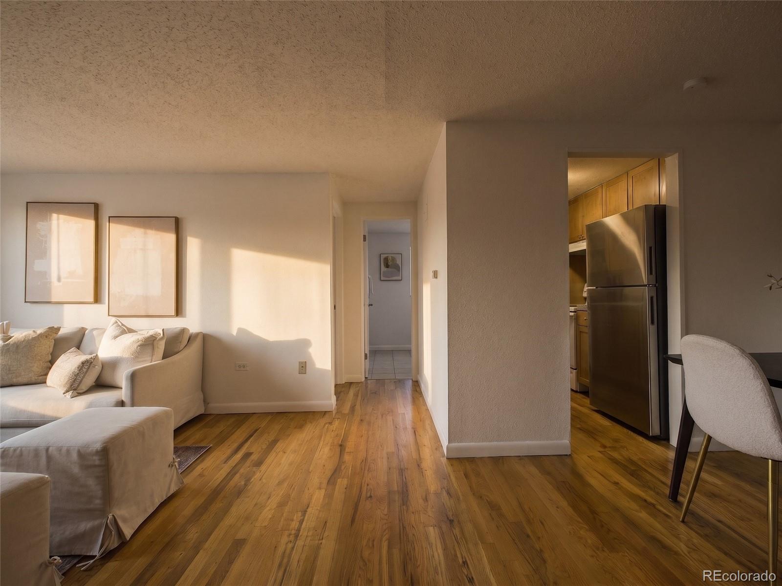 MLS Image #8 for 830 e 11th avenue,denver, Colorado