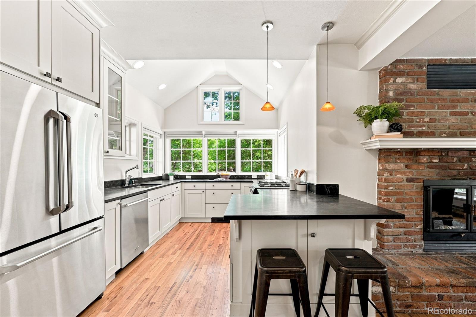 MLS Image #6 for 1805  forest parkway,denver, Colorado