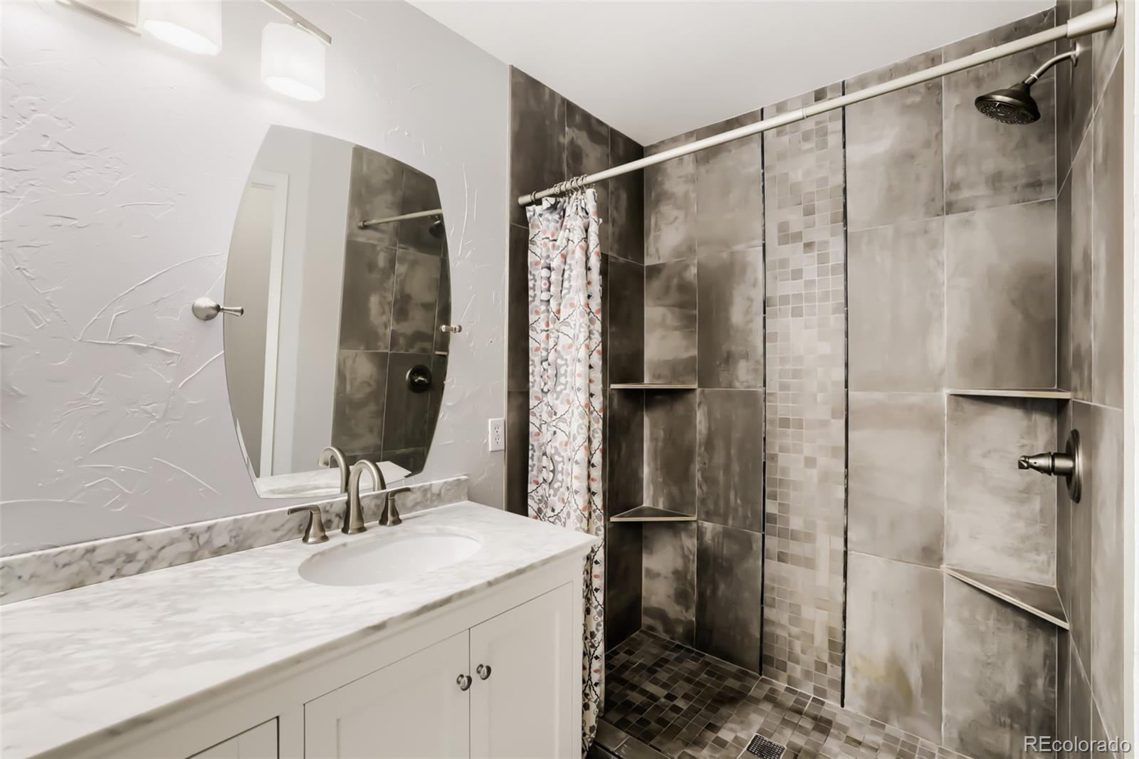 MLS Image #16 for 13781 w amherst way,lakewood, Colorado