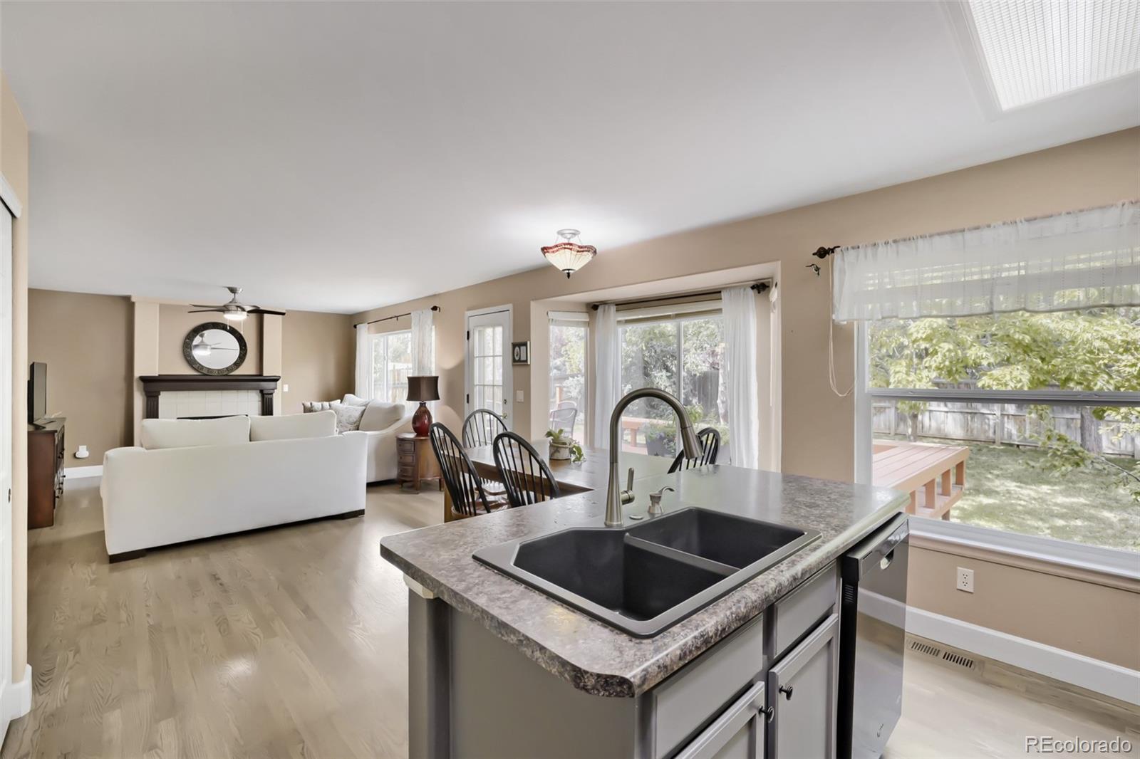 MLS Image #9 for 13781 w amherst way,lakewood, Colorado