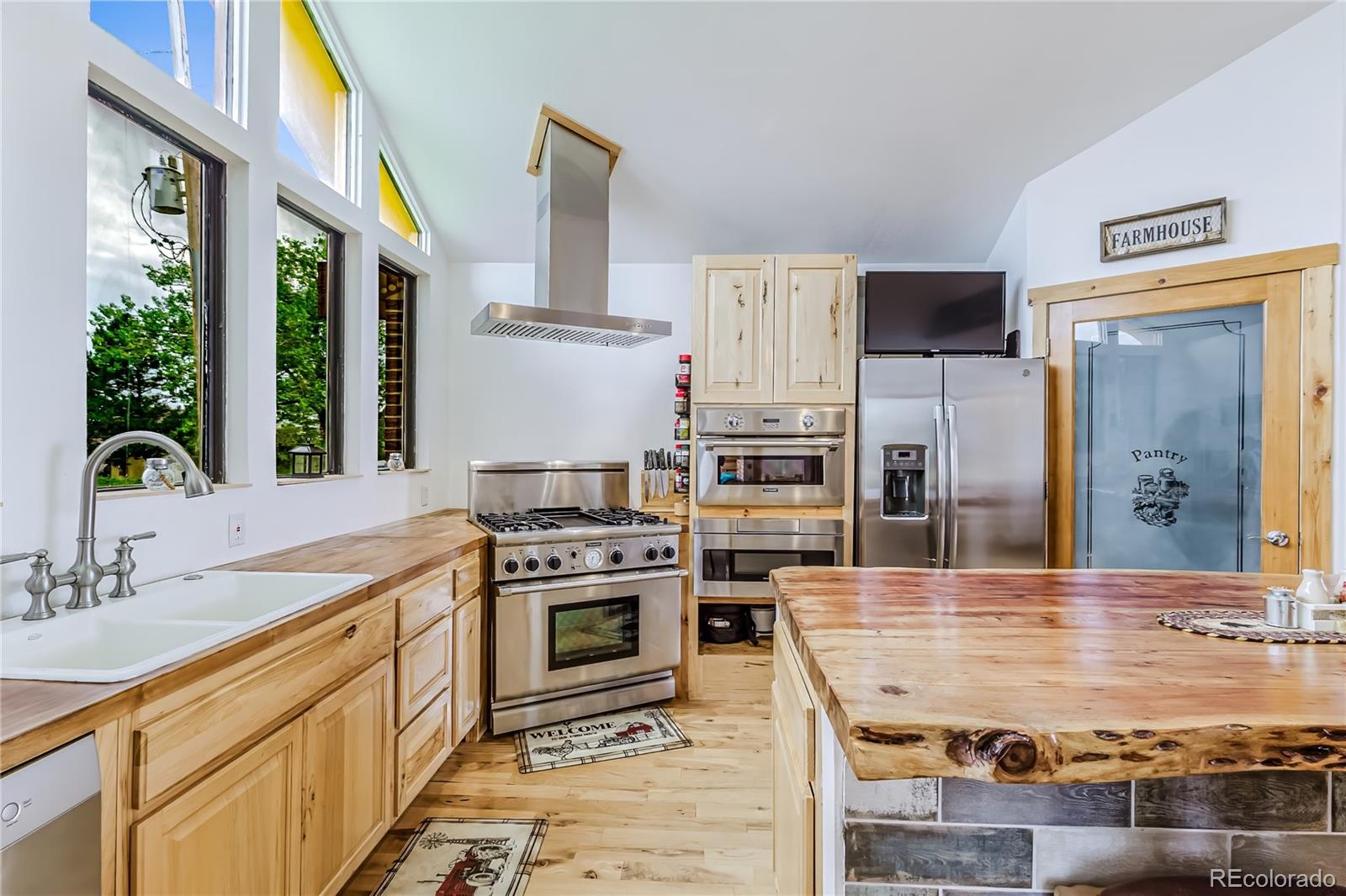 MLS Image #5 for 16535 w 79th drive,arvada, Colorado