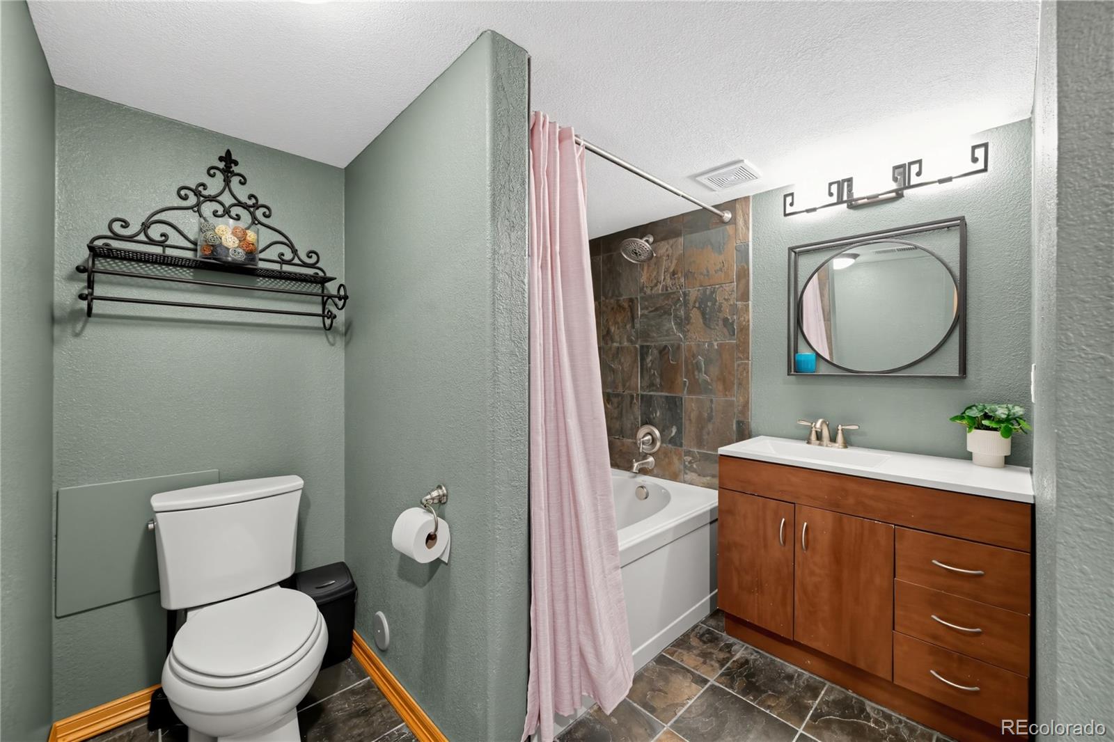 MLS Image #25 for 16451 e phillips drive,englewood, Colorado