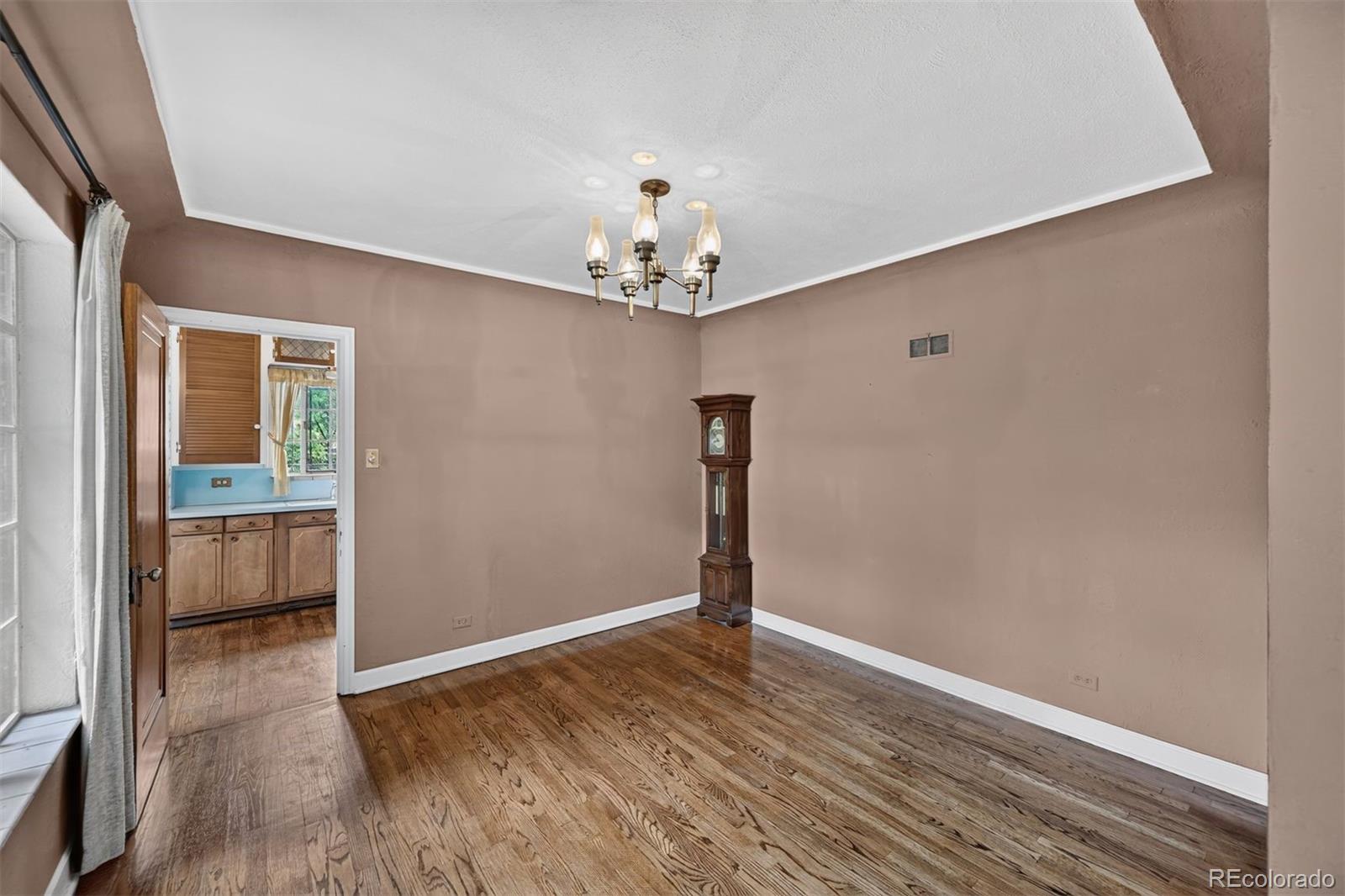 MLS Image #11 for 360  jasmine street,denver, Colorado