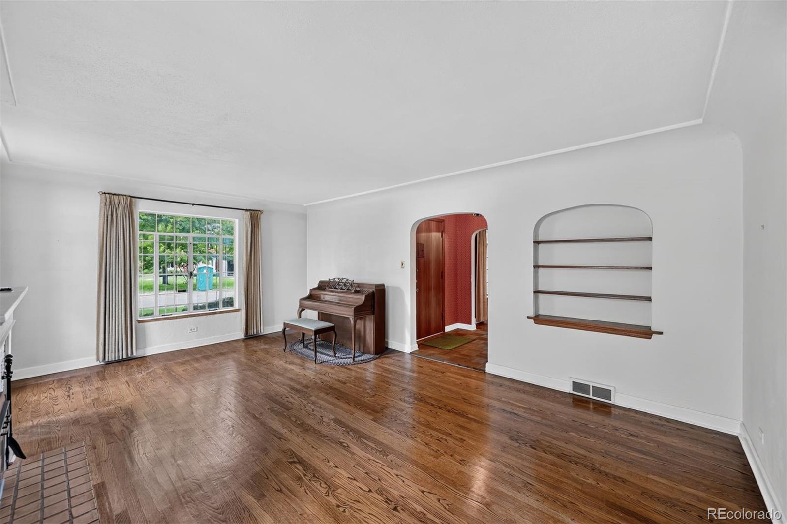 MLS Image #5 for 360  jasmine street,denver, Colorado