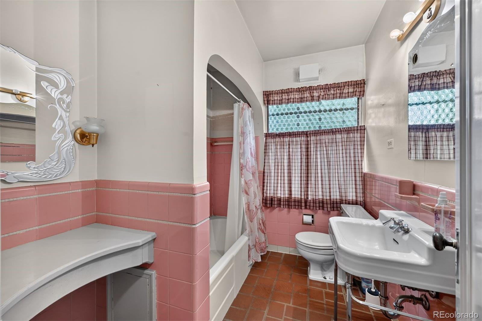 MLS Image #8 for 360  jasmine street,denver, Colorado