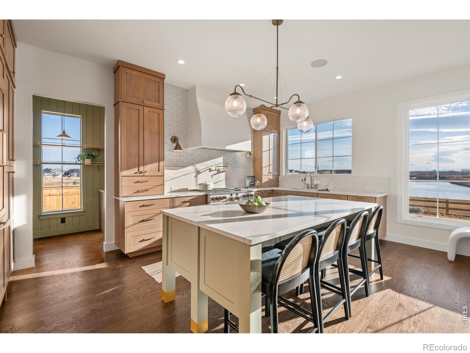 MLS Image #14 for 1669  center pivot court,windsor, Colorado