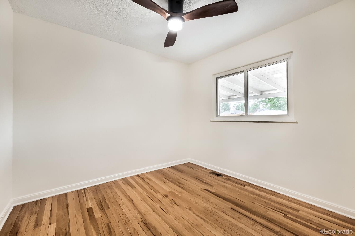 MLS Image #13 for 5100  elm court,denver, Colorado