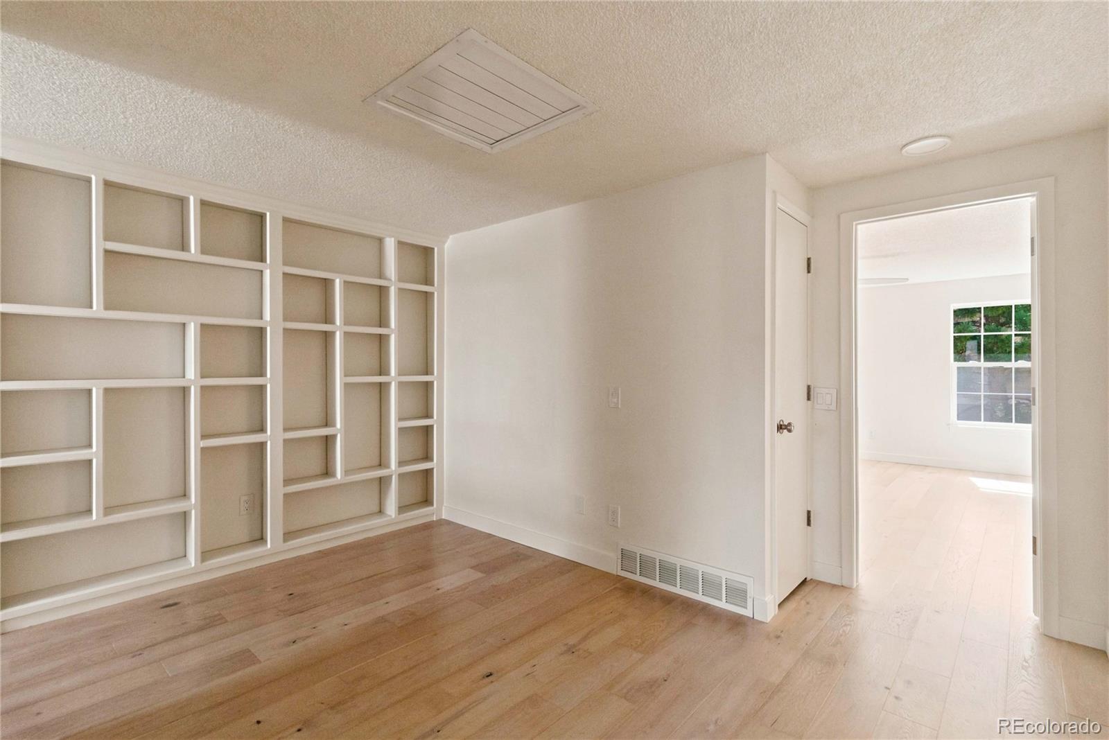 MLS Image #21 for 14071 e quinn circle,aurora, Colorado