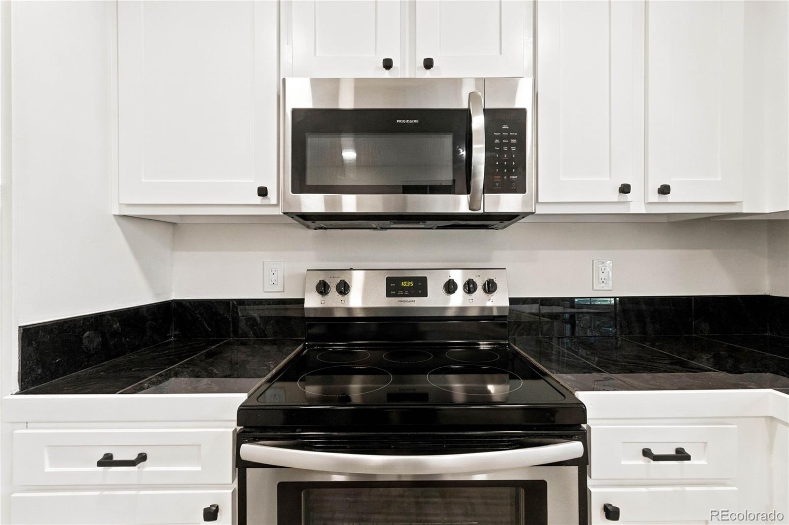MLS Image #3 for 14071 e quinn circle,aurora, Colorado