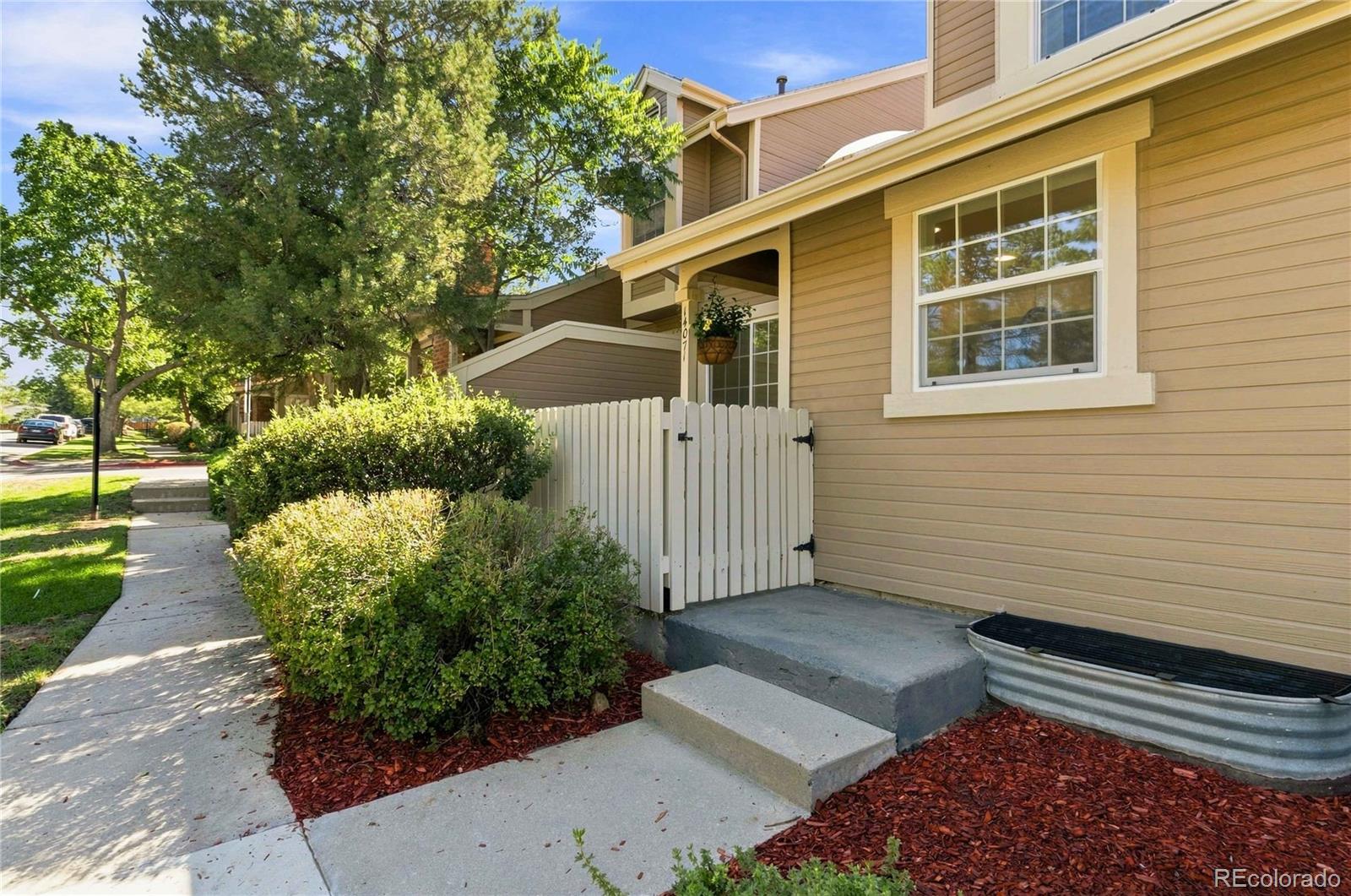 MLS Image #33 for 14071 e quinn circle,aurora, Colorado