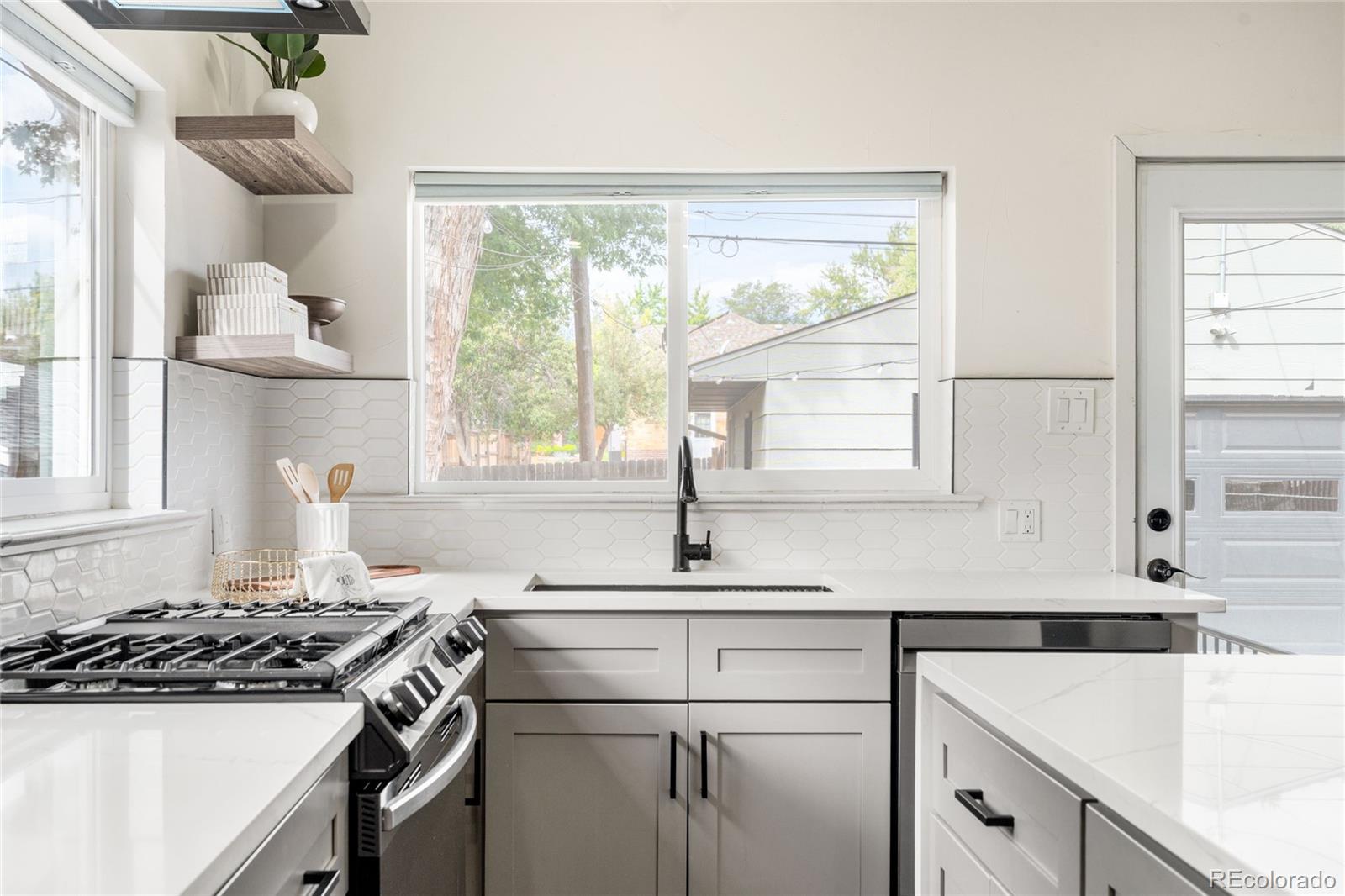 MLS Image #21 for 4157  grove street,denver, Colorado