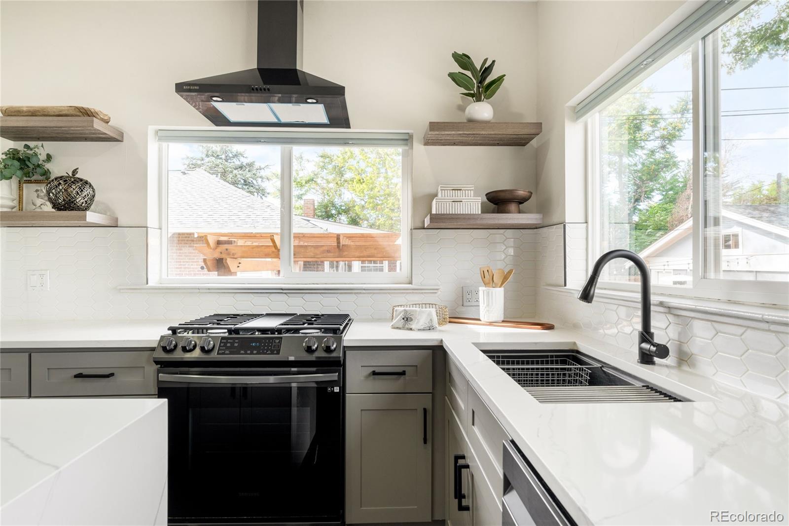 MLS Image #22 for 4157  grove street,denver, Colorado