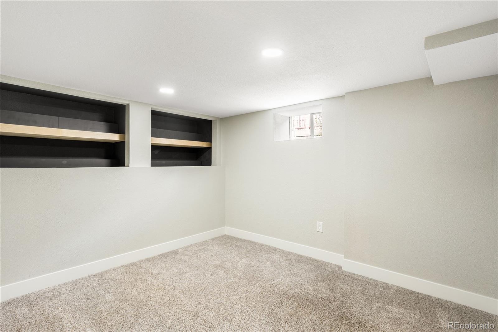 MLS Image #36 for 4157  grove street,denver, Colorado