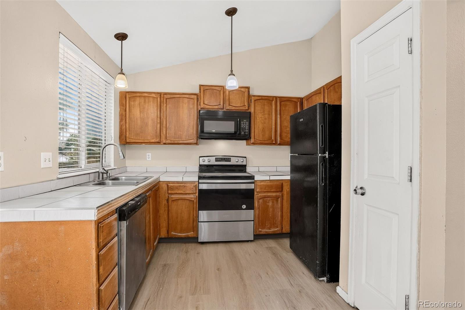 MLS Image #7 for 4763  chandler court,denver, Colorado