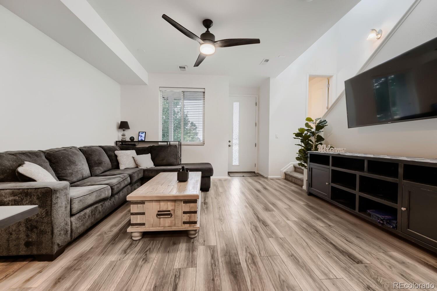 MLS Image #5 for 619 s richfield street,aurora, Colorado
