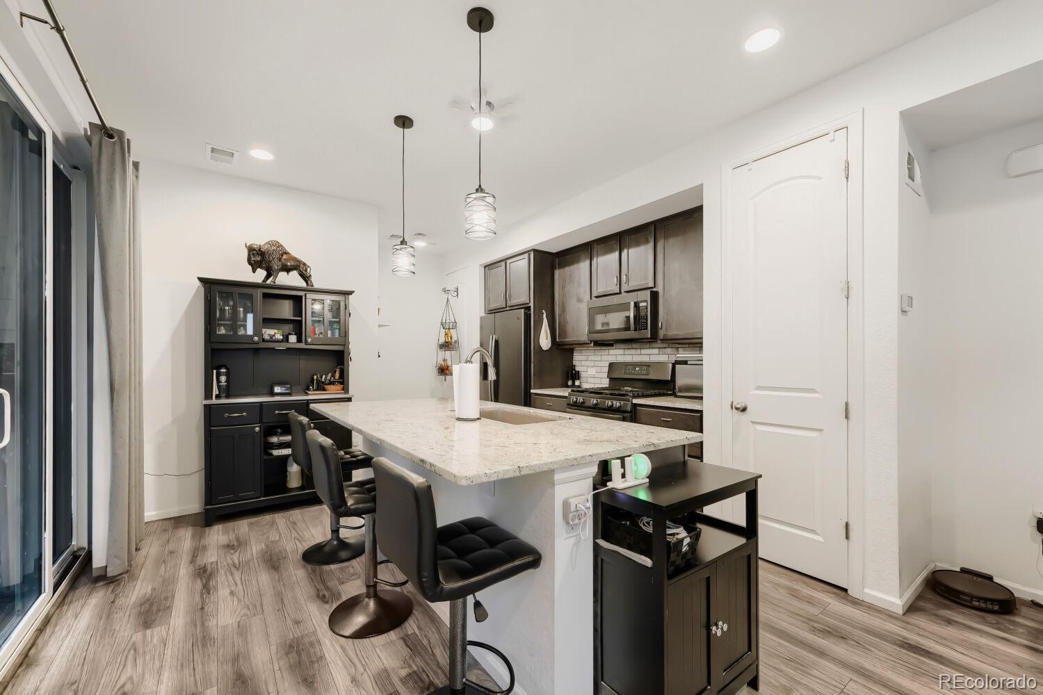 MLS Image #6 for 619 s richfield street,aurora, Colorado