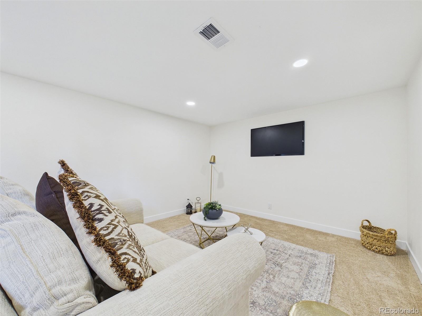 MLS Image #37 for 2361 s holly place,denver, Colorado