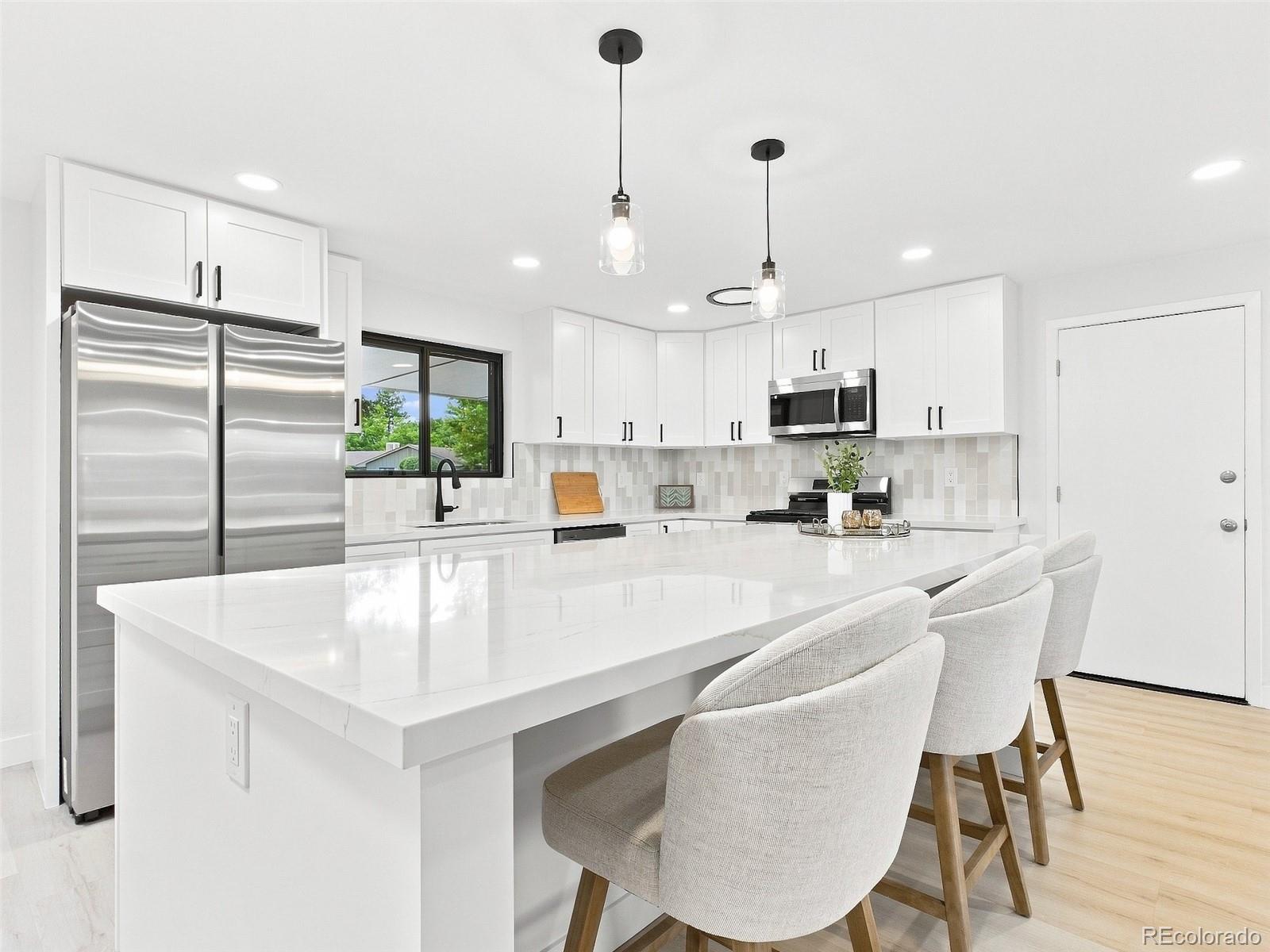MLS Image #4 for 2361 s holly place,denver, Colorado