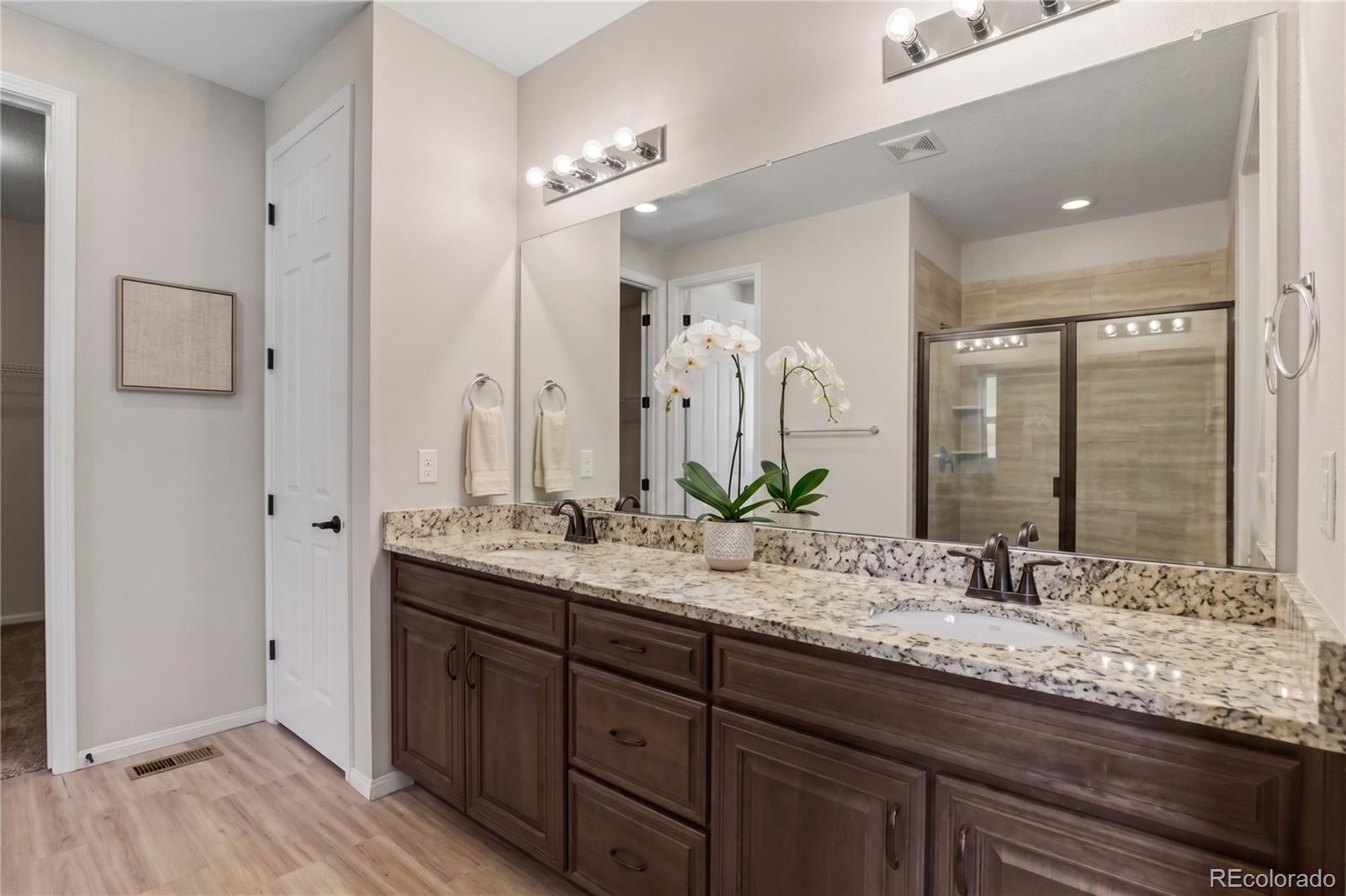 MLS Image #3 for 22669 e tufts place,aurora, Colorado