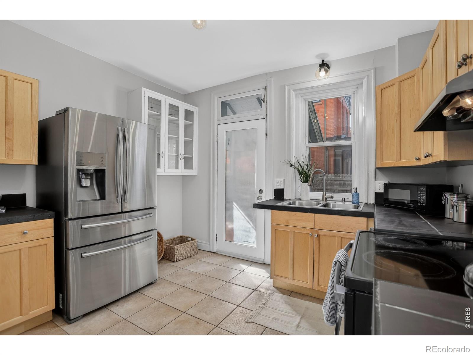 MLS Image #6 for 1902 e 17th avenue ,denver, Colorado