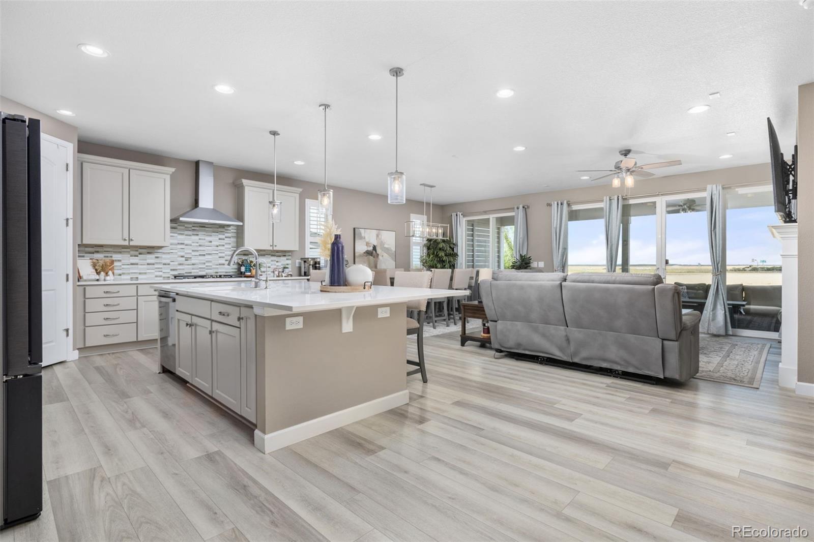 MLS Image #6 for 9698  danube court,commerce city, Colorado