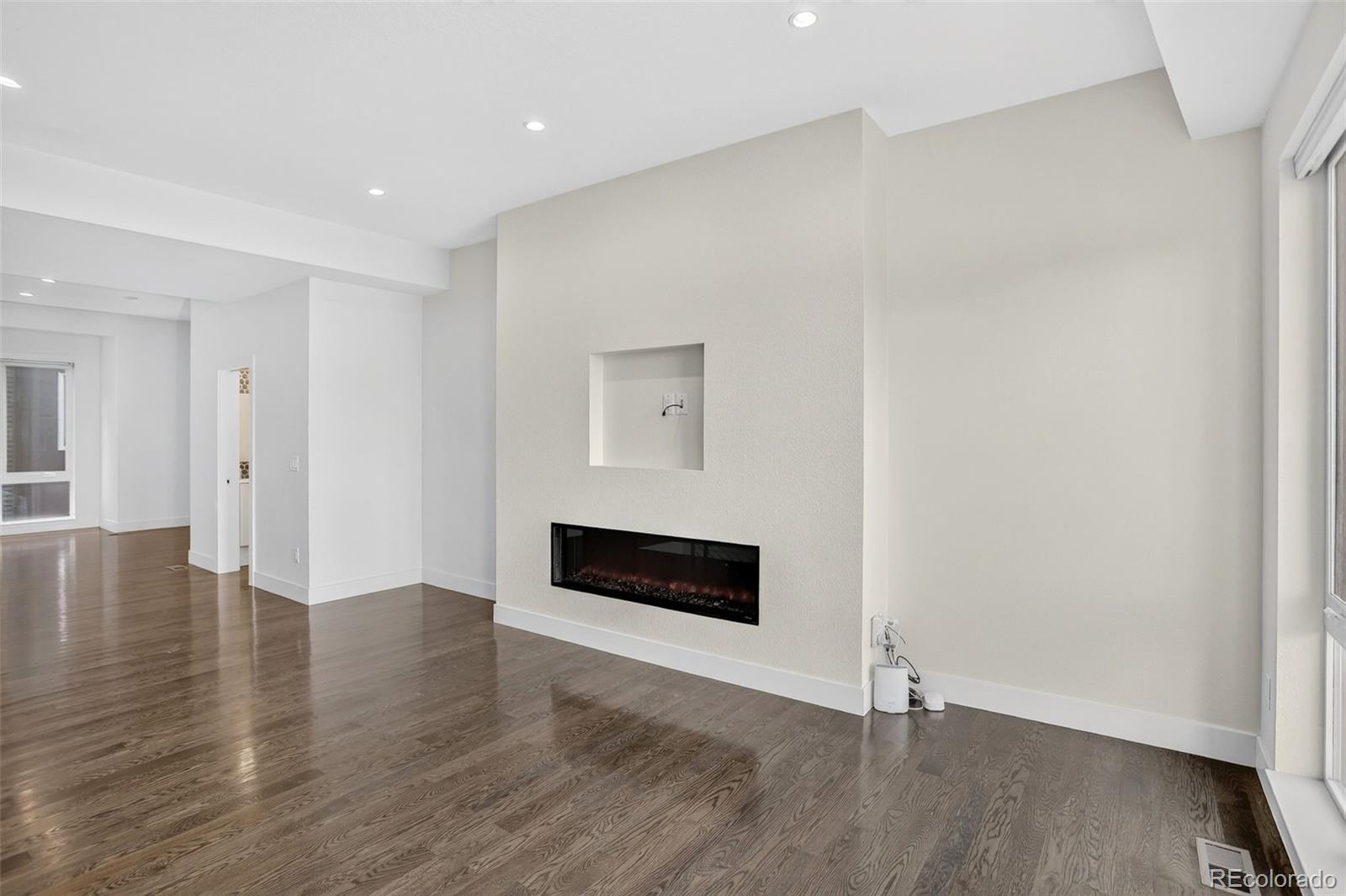 MLS Image #4 for 2412 w 44th avenue,denver, Colorado