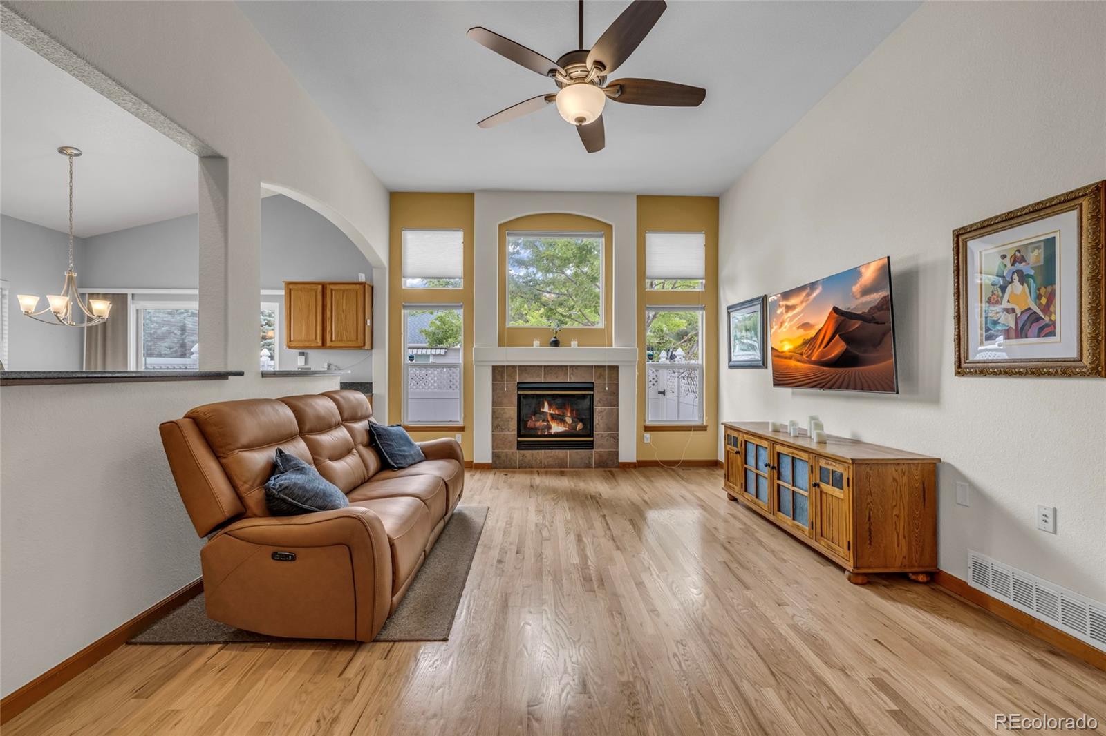MLS Image #11 for 2592 s troy court,aurora, Colorado