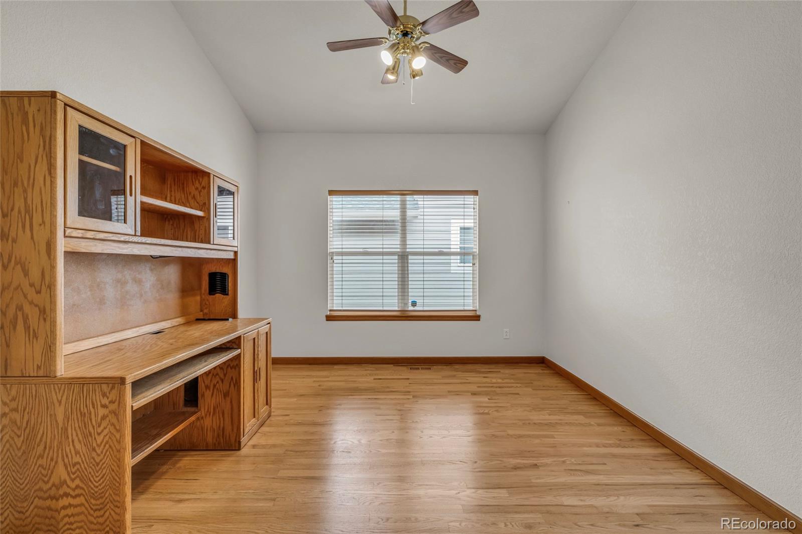 MLS Image #13 for 2592 s troy court,aurora, Colorado