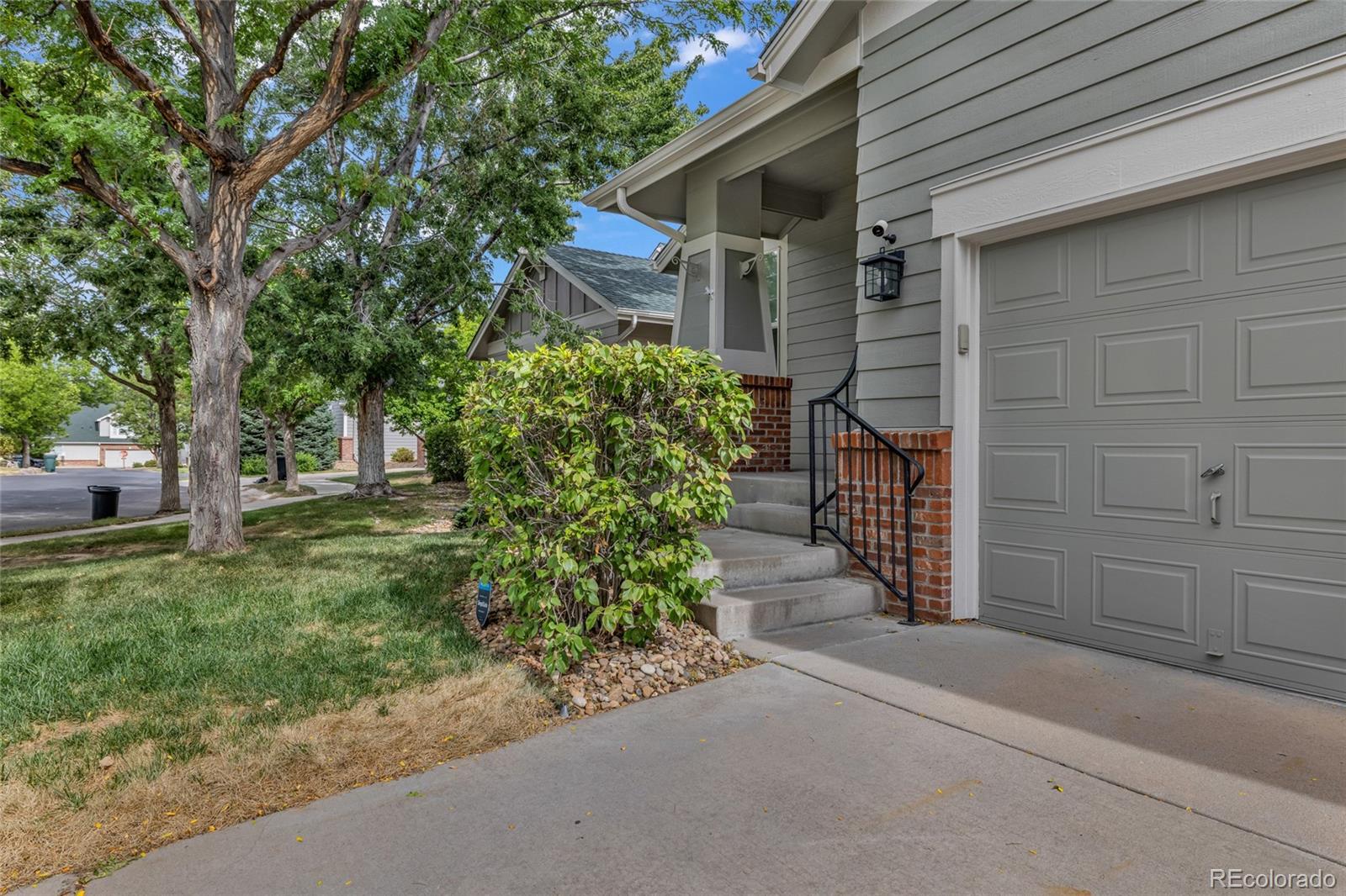 MLS Image #4 for 2592 s troy court,aurora, Colorado