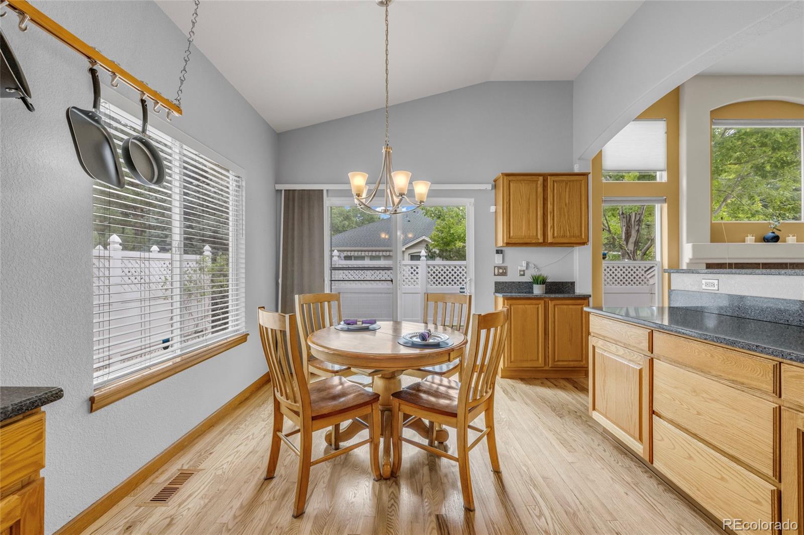 MLS Image #9 for 2592 s troy court,aurora, Colorado