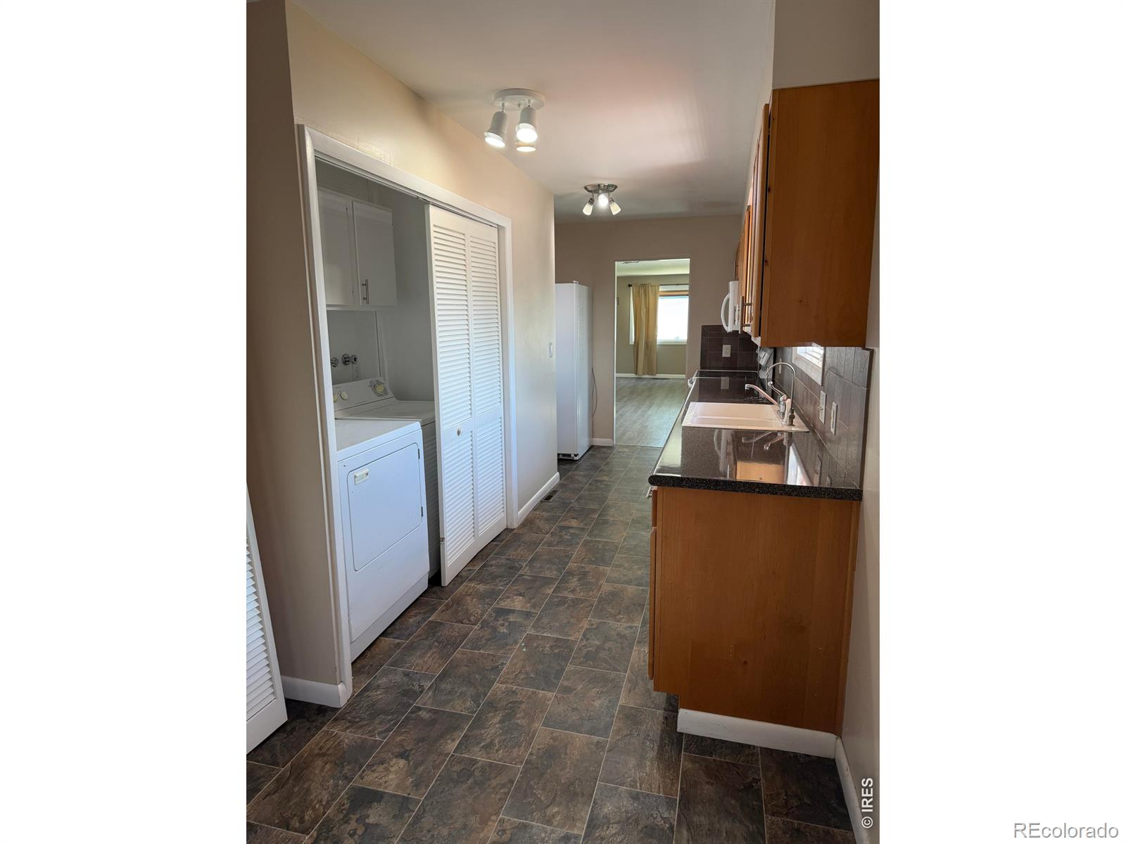 MLS Image #8 for 307  16th street,burlington, Colorado