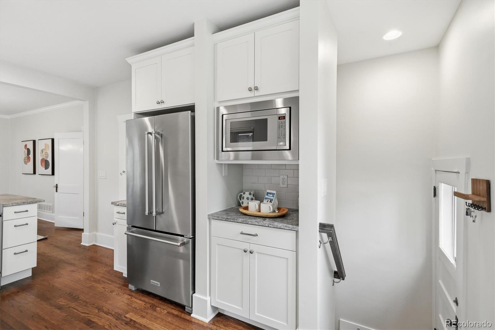 MLS Image #11 for 822 s race street,denver, Colorado