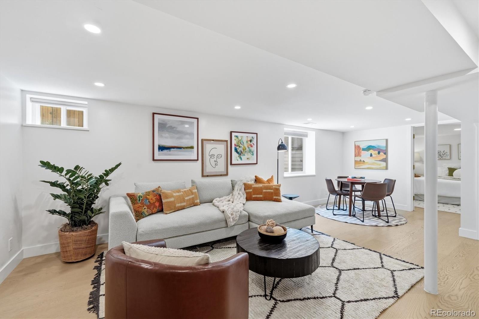 MLS Image #22 for 822 s race street,denver, Colorado