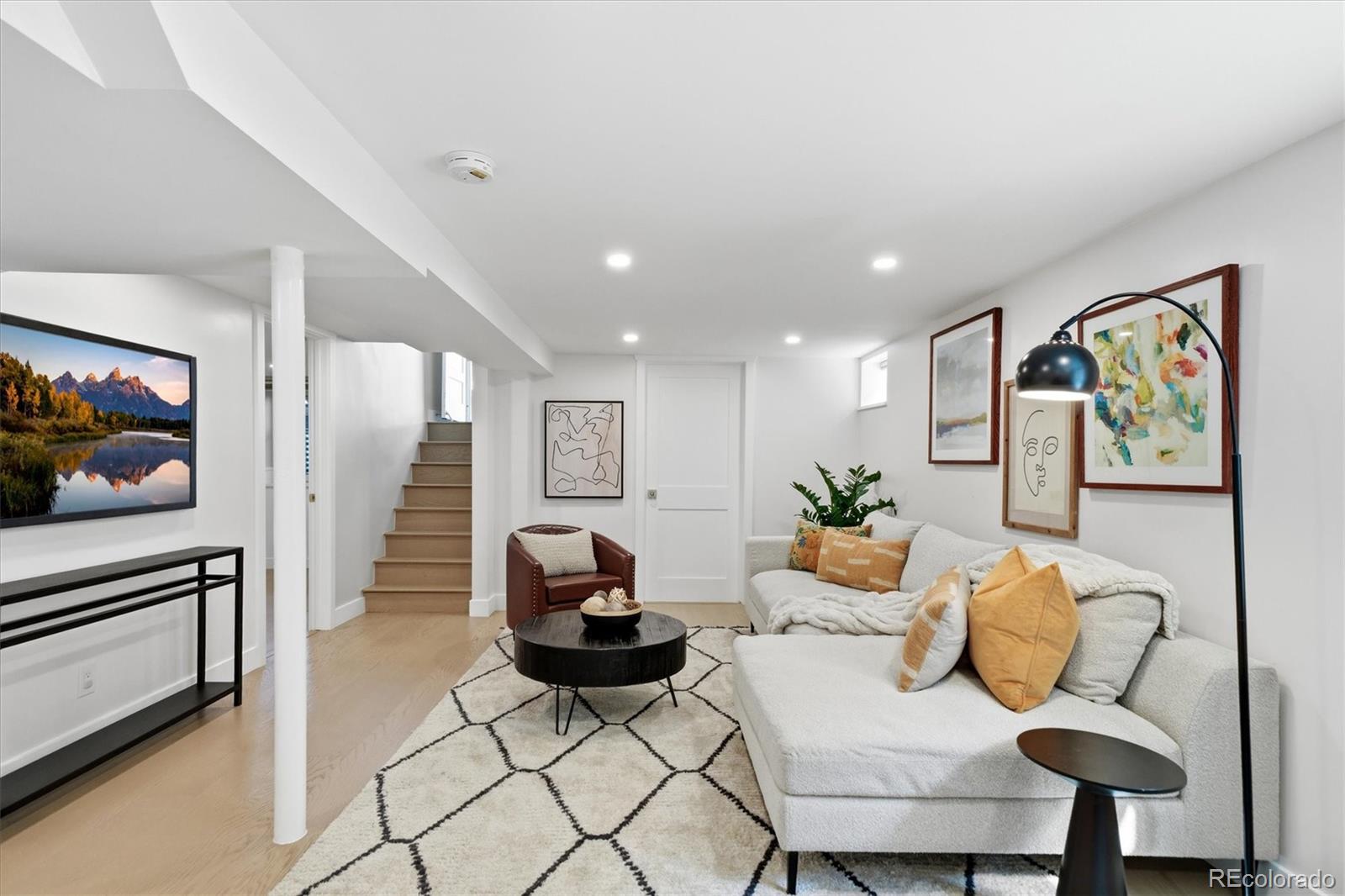 MLS Image #24 for 822 s race street,denver, Colorado