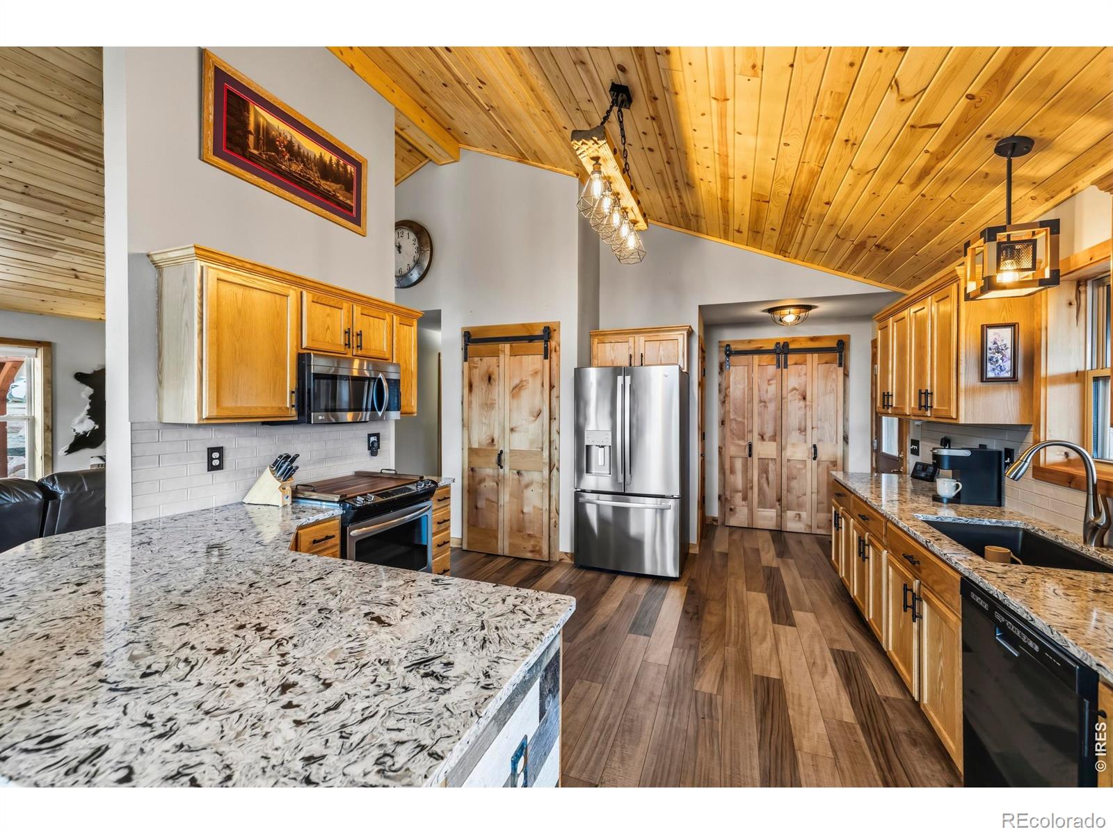 MLS Image #11 for 557  red bluff road,livermore, Colorado