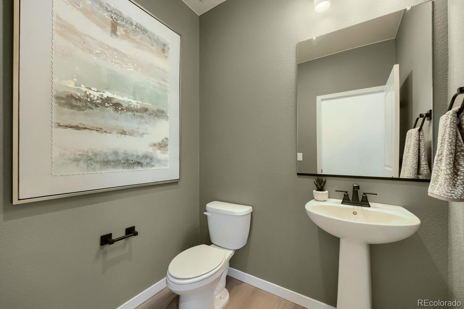 MLS Image #15 for 9200 e 47th avenue,denver, Colorado