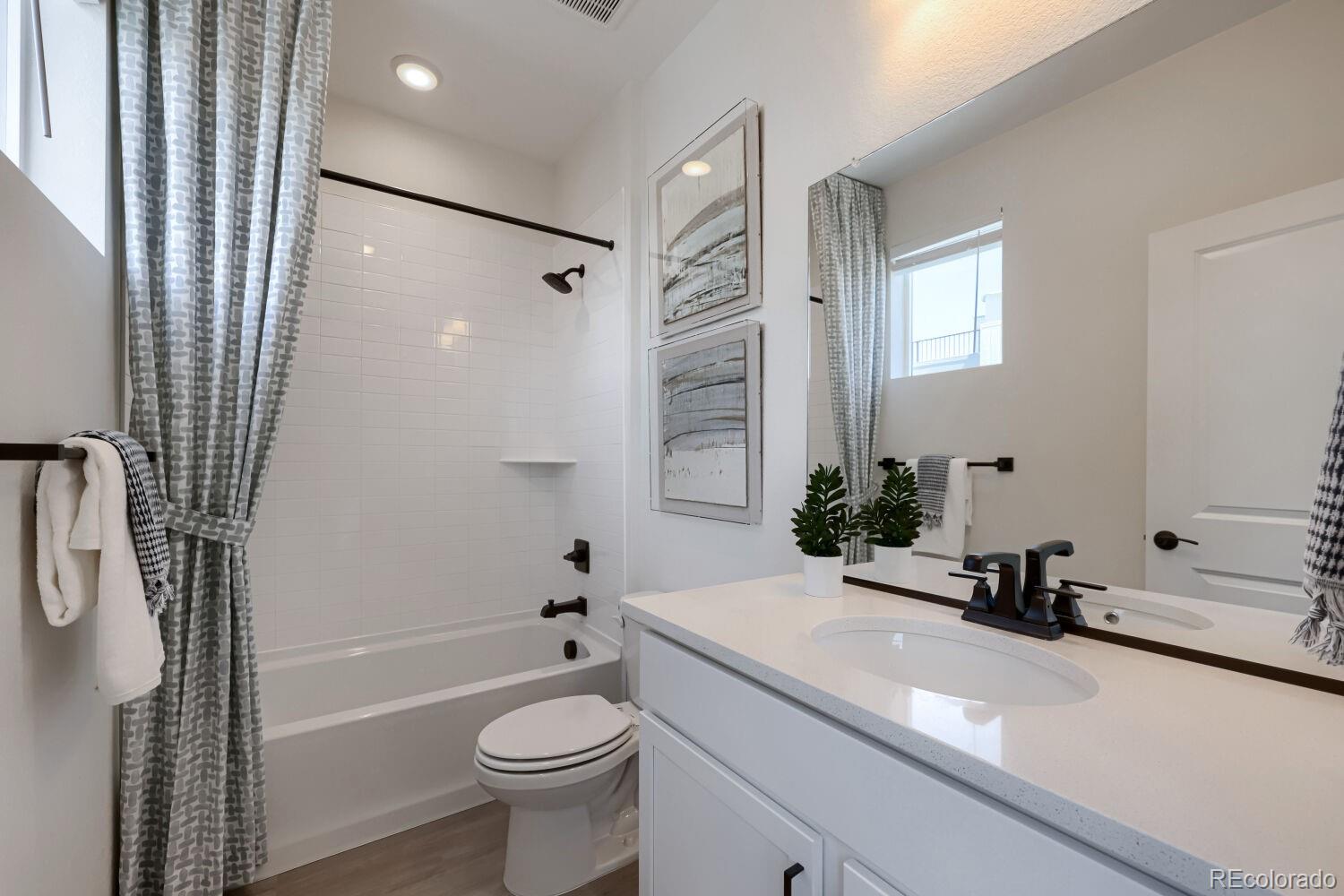 MLS Image #20 for 9200 e 47th avenue,denver, Colorado